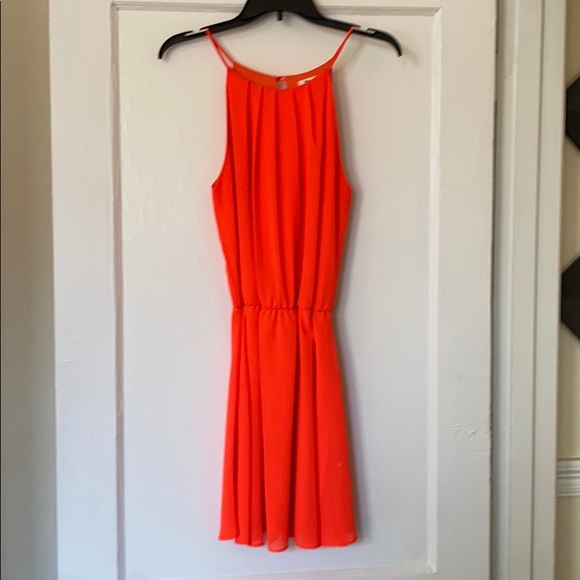 Summer dress - Picture 3 of 3